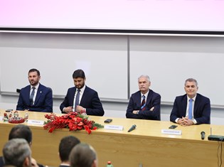 2025-12-01 12-08-19.jpeg